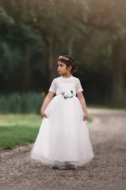 GRACIE GOWN & BELT SET WHITE -Fashion children's clothing store Myproject 2022 07 19T110716.378